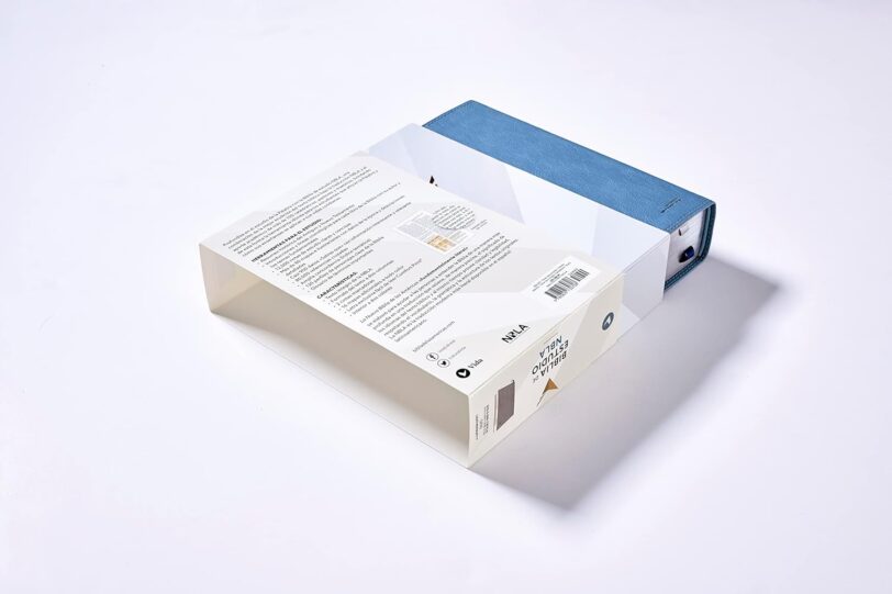 Biblia de Estudio NBLA, Interior a dos colores, Leathersoft, Gris, Comfort Print - Imagen 7