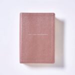 Biblia NBLA Ama a Dios Grandemente, Imitación Piel Oro Rosa - Imagen 3