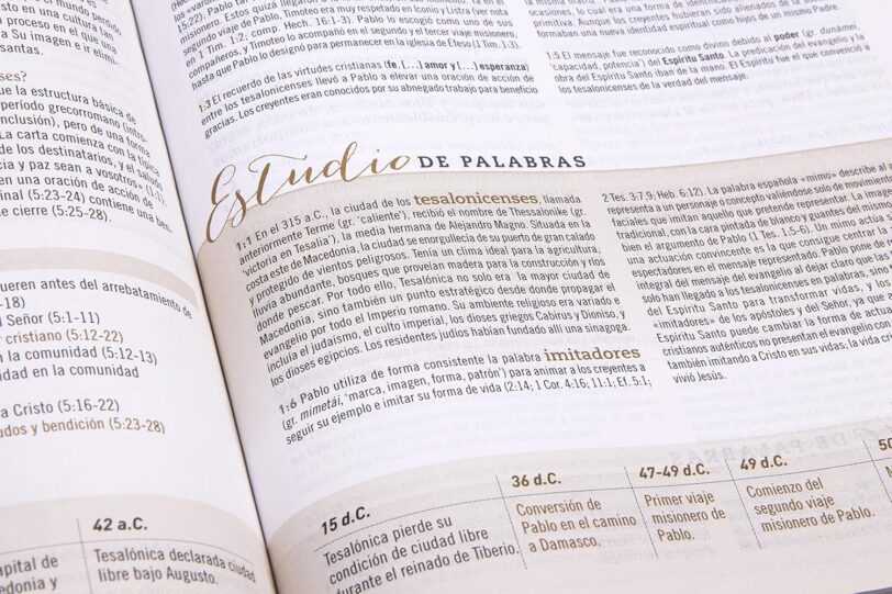 Biblia Reina Valera 1960 de Estudio para Mujeres. Tela impresa, azul floreado - Imagen 9