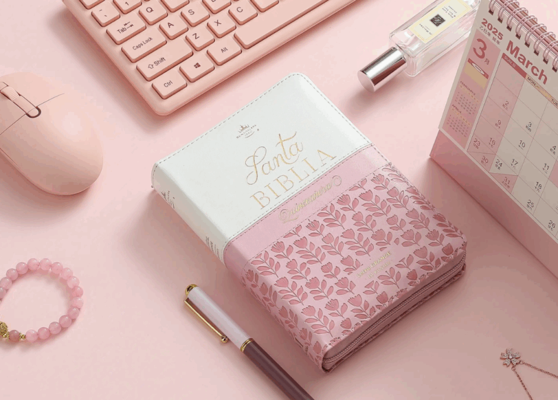 Biblia Quinceañera RVR1960 Rosa Blanco Cierre E Índice - Imagen 6