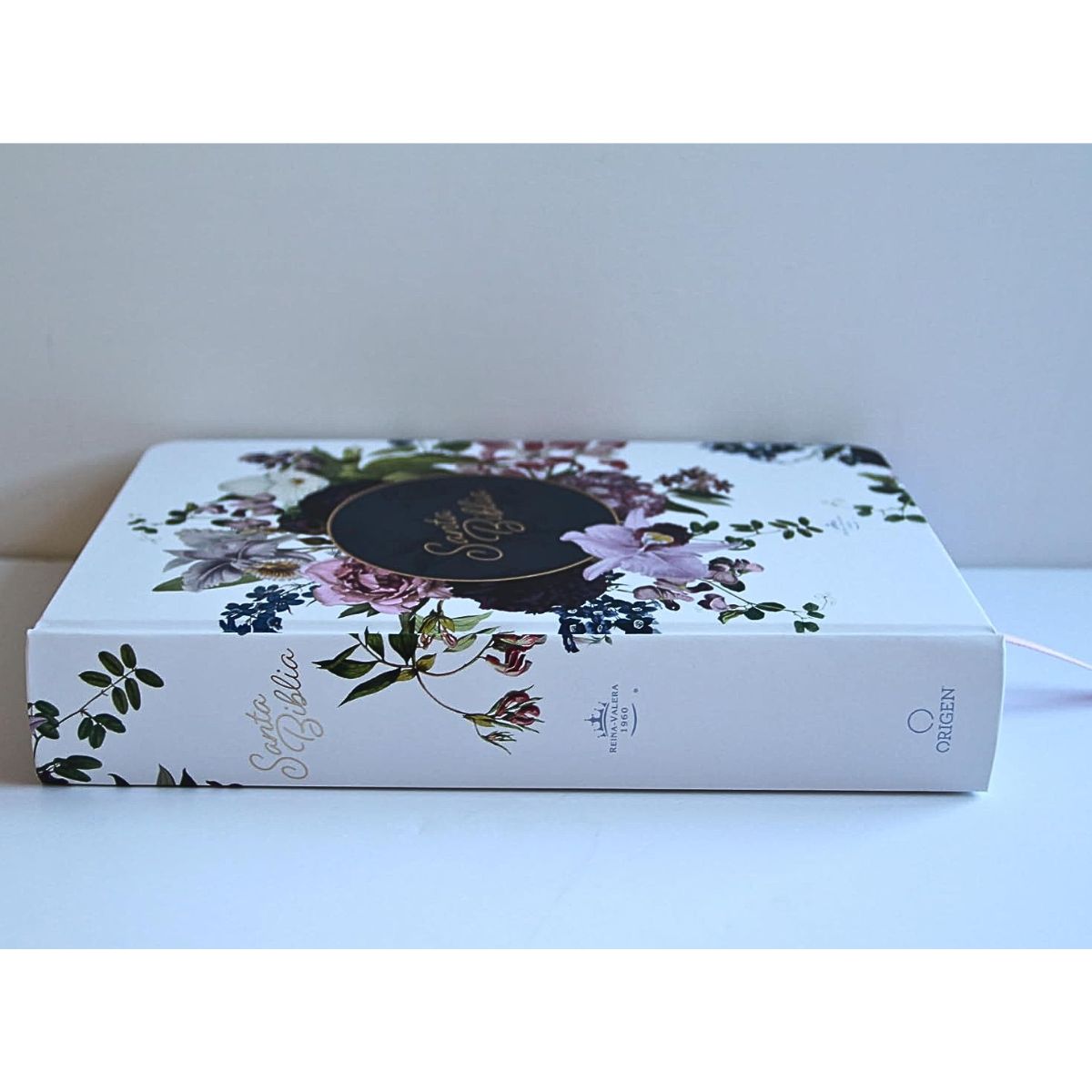 Biblia RVR1960 Corona de Flores Moradas Con Índice Letra Gigante, Tamaño Manual, TD - Imagen 5