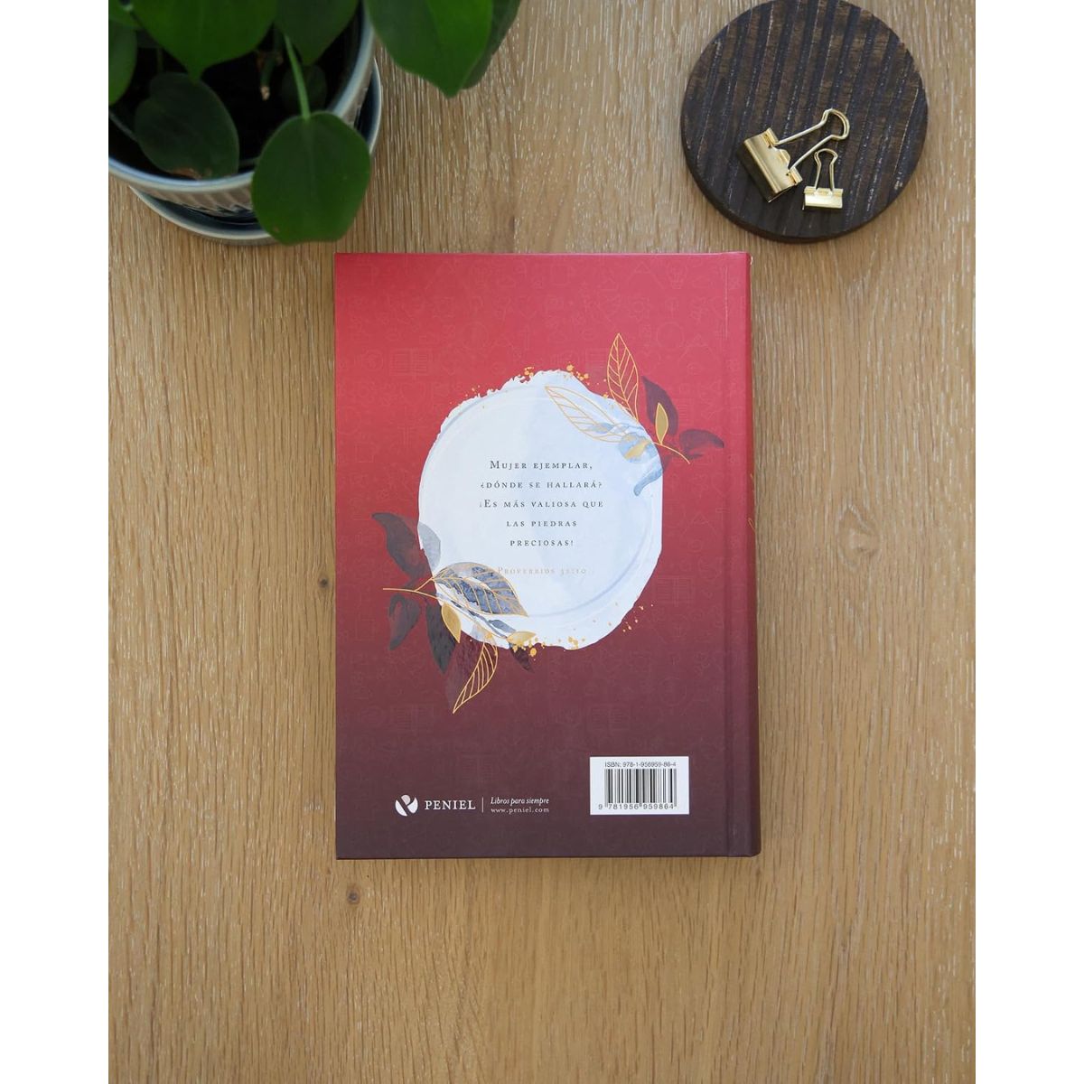 Biblia NVI Temas Cotidianos Para Mujeres Tapa Dura Rosa - Imagen 6