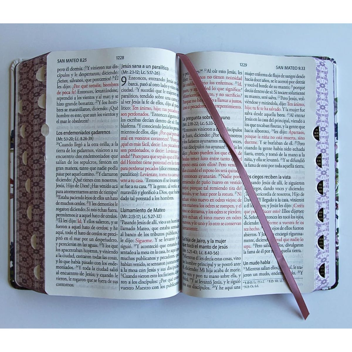 Biblia RVR1960 Corona de Flores Moradas Con Índice Letra Gigante, Tamaño Manual, TD - Imagen 7