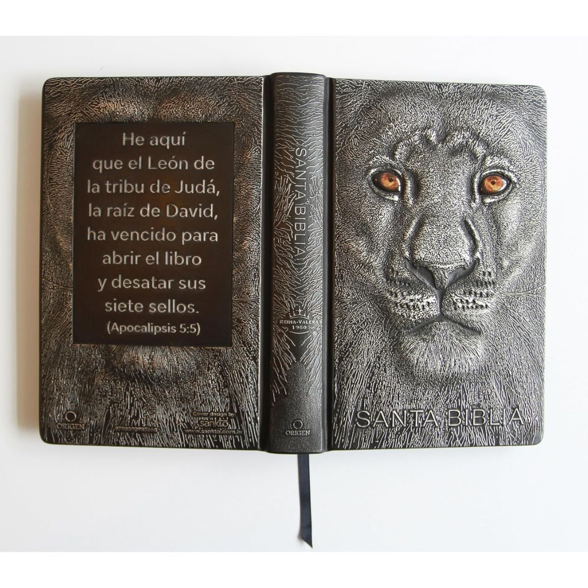 Biblia RVR1960 Letra grande León de Judá edición especial plata con índice y canto negro - Imagen 8